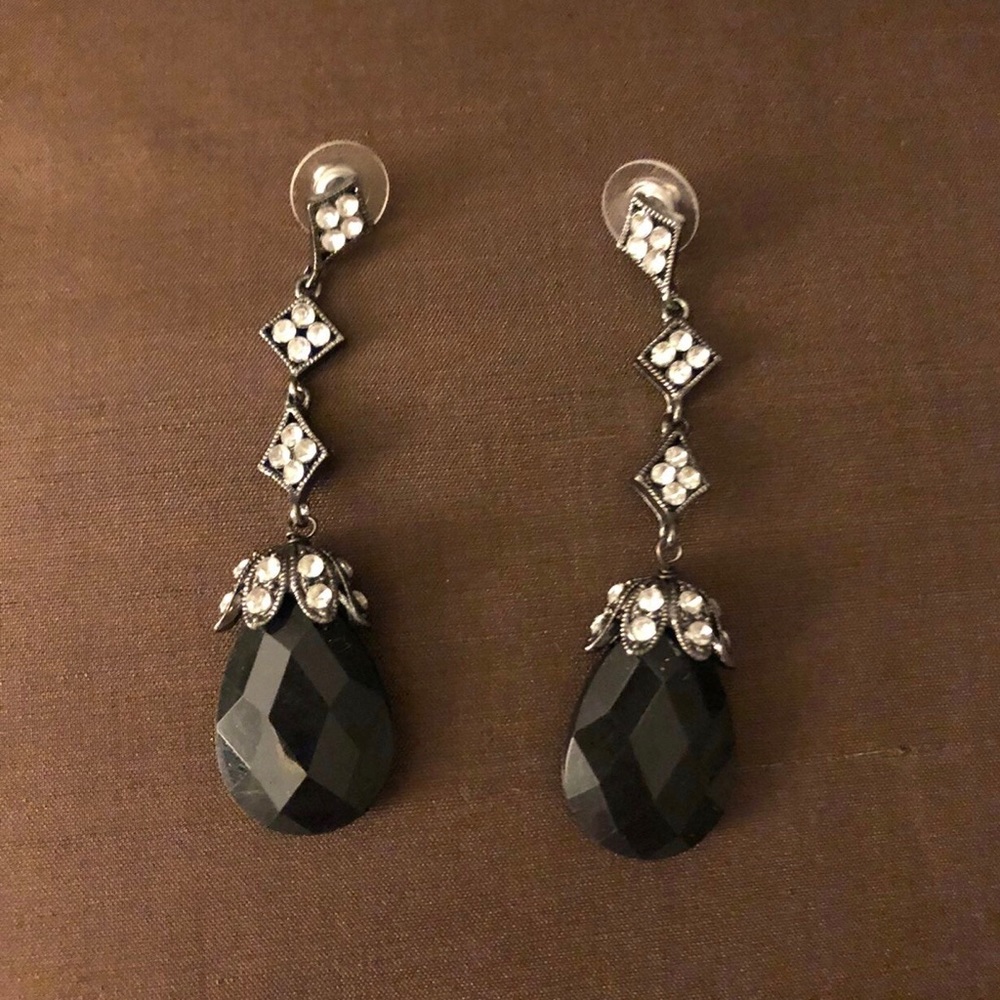 Dangle Black Earrings - 2 pairs - Picture 5 of 13